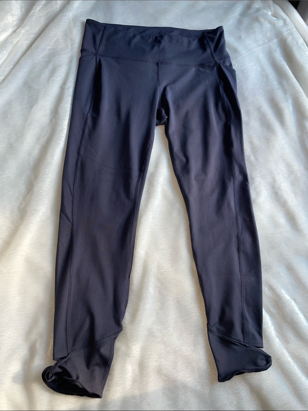All in motion   Active Leggings with Ankle Twist